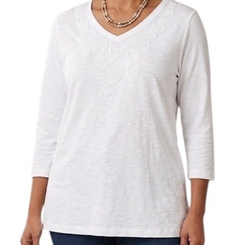 Weekends by Chico's White Embroidered V-Neck 3/4 Sleeve Slub Knit Top Size 3 XL